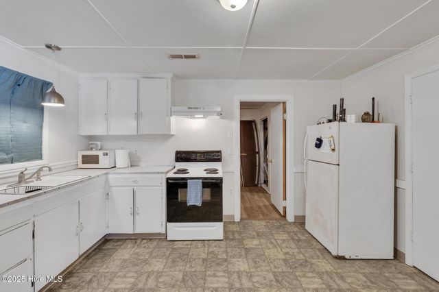 621 N New River Drive A, Surf City, NC 28445