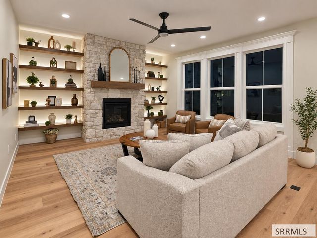 2735 Granite Falls Drive, Ammon, ID 83406