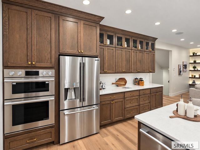 2735 Granite Falls Drive, Ammon, ID 83406