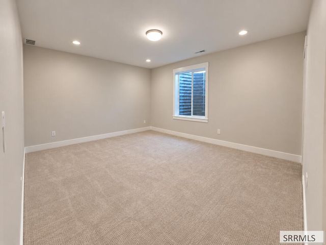 2735 Granite Falls Drive, Ammon, ID 83406