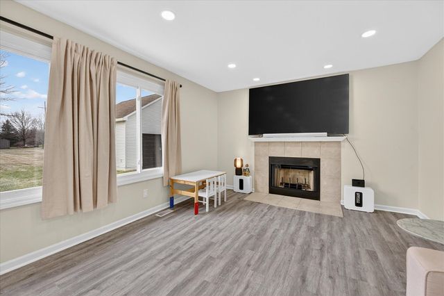 177 W Willis Road, Saline, MI 48176