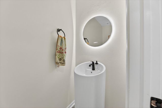 177 W Willis Road, Saline, MI 48176