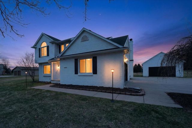 177 W Willis Road, Saline, MI 48176