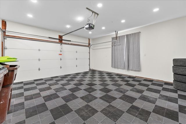 177 W Willis Road, Saline, MI 48176