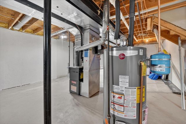 177 W Willis Road, Saline, MI 48176