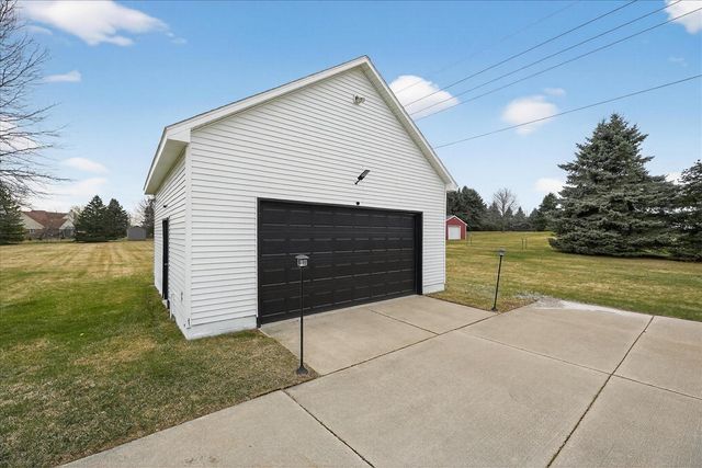 177 W Willis Road, Saline, MI 48176