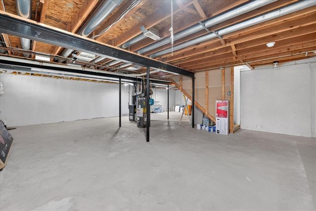 177 W Willis Road, Saline, MI 48176