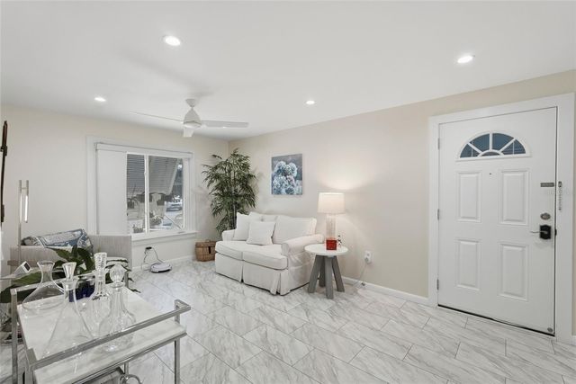 3585 41ST WAY S C, St Petersburg, FL 33711