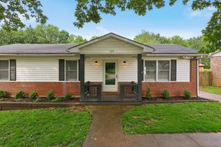 320 Sycamore Court, Frankfort, KY 40601