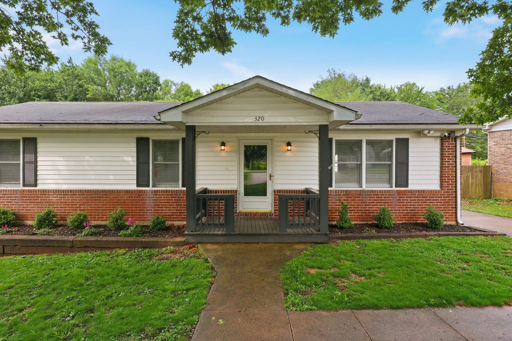 320 Sycamore Court, Frankfort, KY 40601