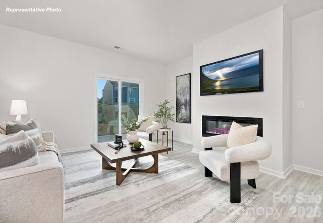 517 Dazzle Loop, Newton, NC 28568