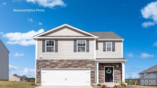 517 Dazzle Loop, Newton, NC 28568