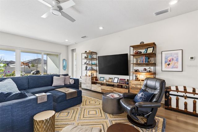 8903 DRUMMER PLANK DRIVE, Wesley Chapel, FL 33545