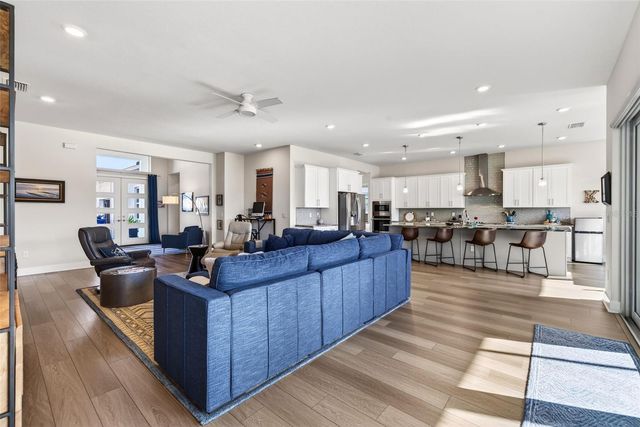 8903 DRUMMER PLANK DRIVE, Wesley Chapel, FL 33545