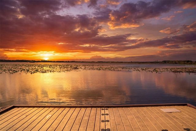 8903 DRUMMER PLANK DRIVE, Wesley Chapel, FL 33545