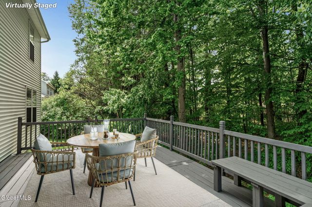 20 Berkshire Drive, Ballston Spa, NY 12020