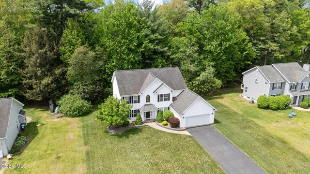 20 Berkshire Drive, Ballston Spa, NY 12020