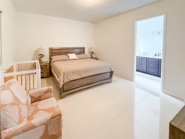 17931 SW 152nd Ave, Miami, FL 33187