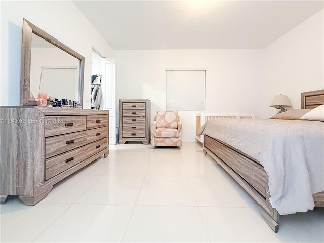 17931 SW 152nd Ave, Miami, FL 33187