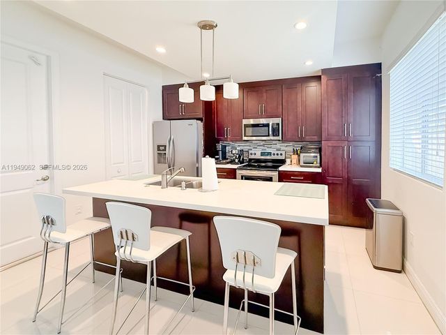 17931 SW 152nd Ave, Miami, FL 33187