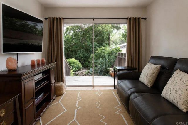 3290 Paloma Street, Pasadena, CA 91107
