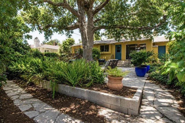 3290 Paloma Street, Pasadena, CA 91107