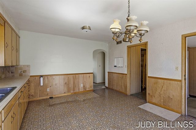 6500 122nd Avenue, Fennville, MI 49408