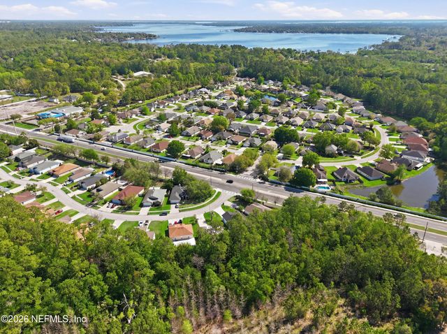 2307 SOUTHAMPTON Drive, Middleburg, FL 32068