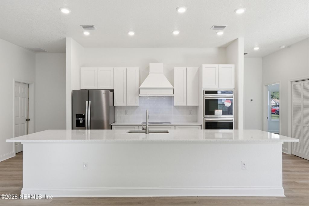 2307 SOUTHAMPTON Drive, Middleburg, FL 32068