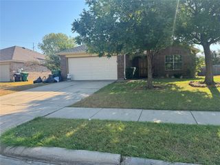 3720 Hermalinda Drive, Denton, TX 76207