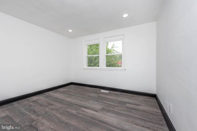 2727 ELLICOTT DR, Baltimore, MD 21216