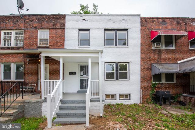 2727 ELLICOTT DR, Baltimore, MD 21216