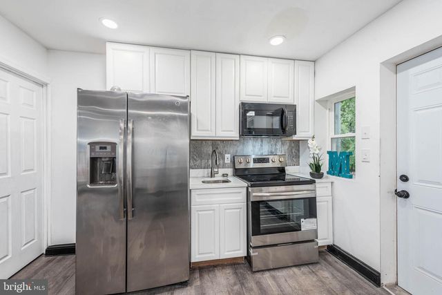 2727 ELLICOTT DR, Baltimore, MD 21216