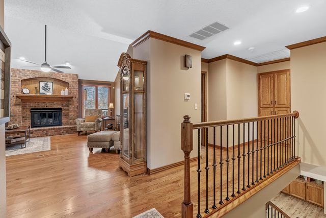 4890 S Wellington Drive, Springfield, MO 65810