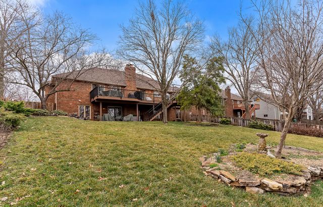 4890 S Wellington Drive, Springfield, MO 65810