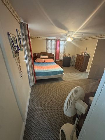 158 Bowles St, Springfield, MA 01109