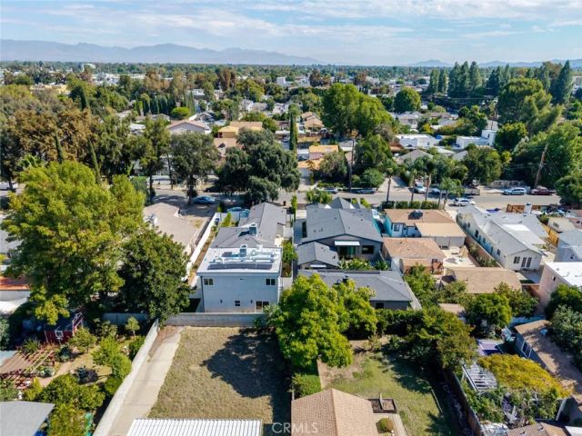 6835 Yolanda Avenue, Reseda, CA 91335