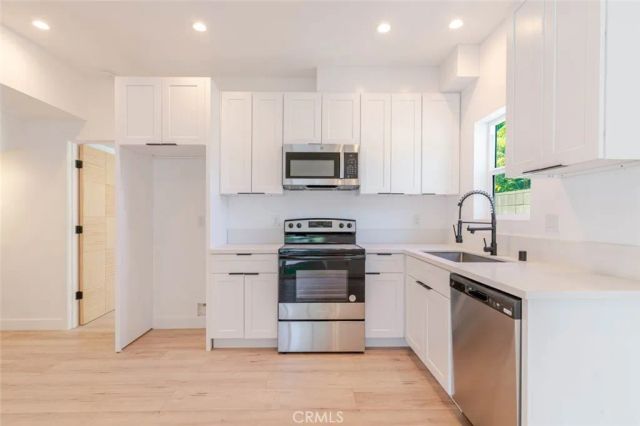 6835 Yolanda Avenue, Reseda, CA 91335