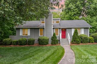 6200 Old Providence Road, Charlotte, NC 28226