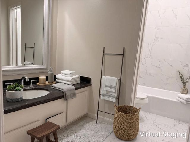 1114 Stoney Hill Drive, Houston, TX 77077