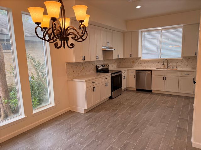 1114 Stoney Hill Drive, Houston, TX 77077