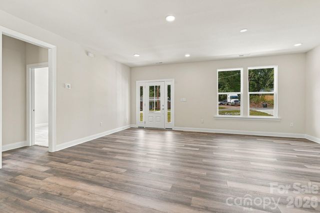 413 Dogwood Lane 24, Statesville, NC 28625