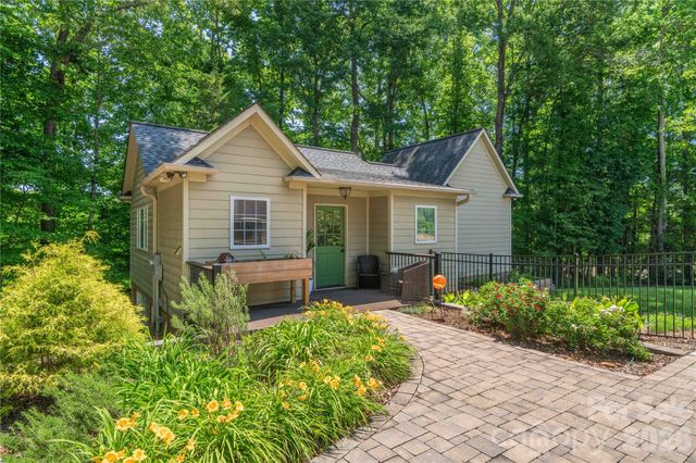 668 Link Road, Lexington, NC 27295