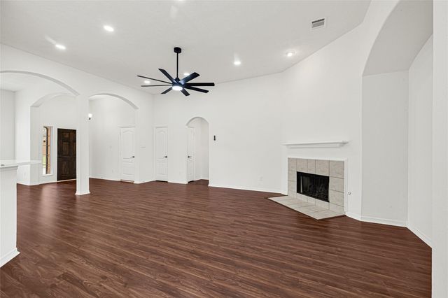 22127 Nobles Crossing Drive, Spring, TX 77373