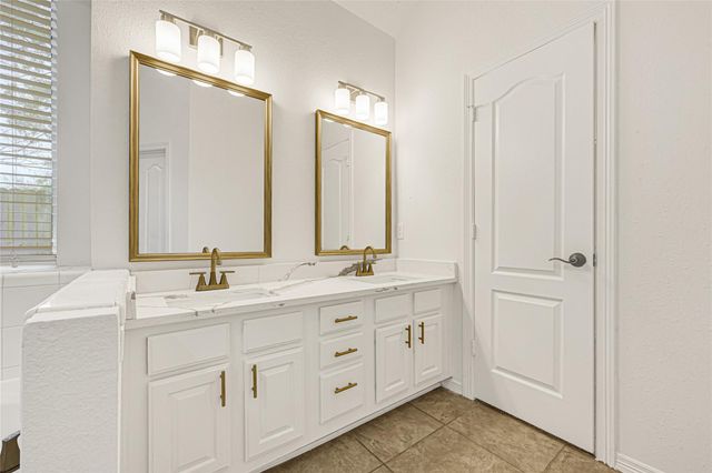 22127 Nobles Crossing Drive, Spring, TX 77373