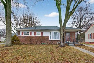 829 Chippewa Street, Mt. Clemens, MI 48043