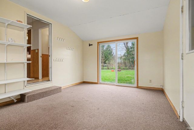 40 Greenway Drive, Goshen, IN 46526