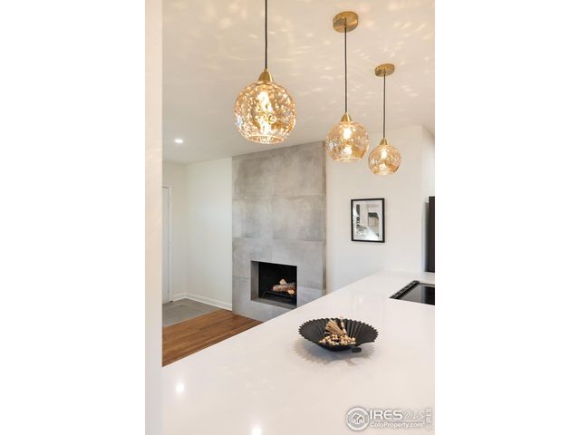 6 Sunset Cir, Longmont, CO 80501