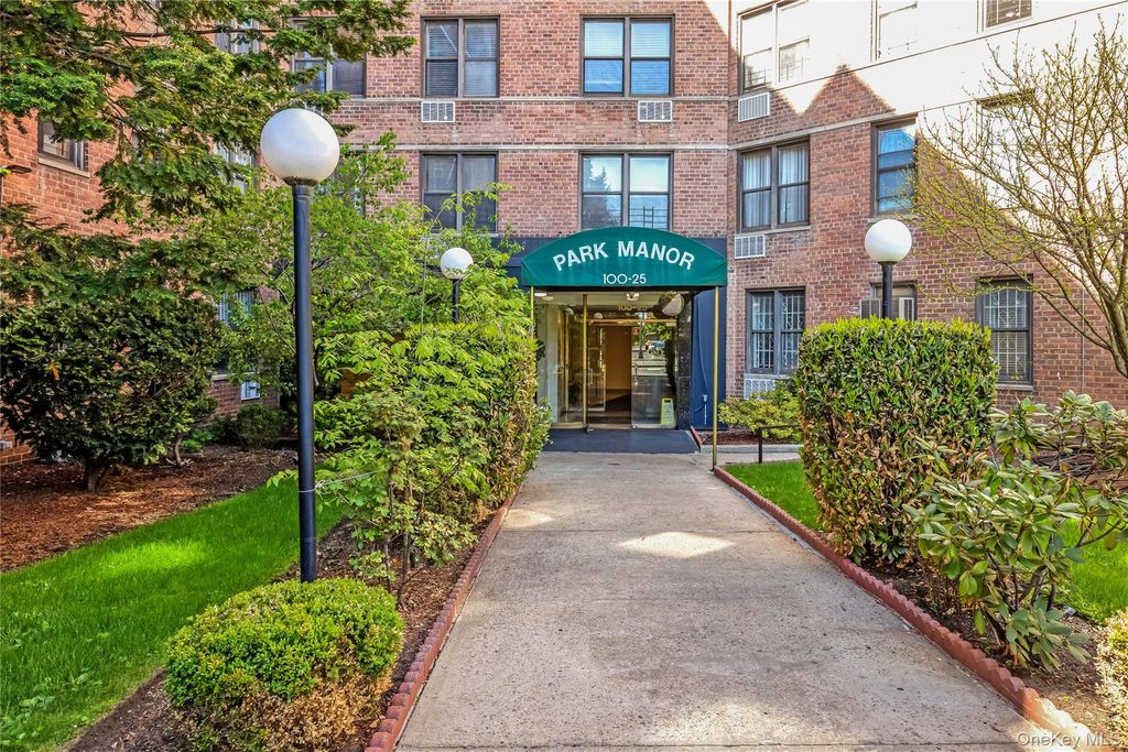 100-25 queens blvd 6AA, Forest Hills, NY 11375