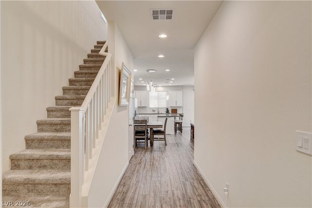 7450 Tinley Creek Avenue, Las Vegas, NV 89113